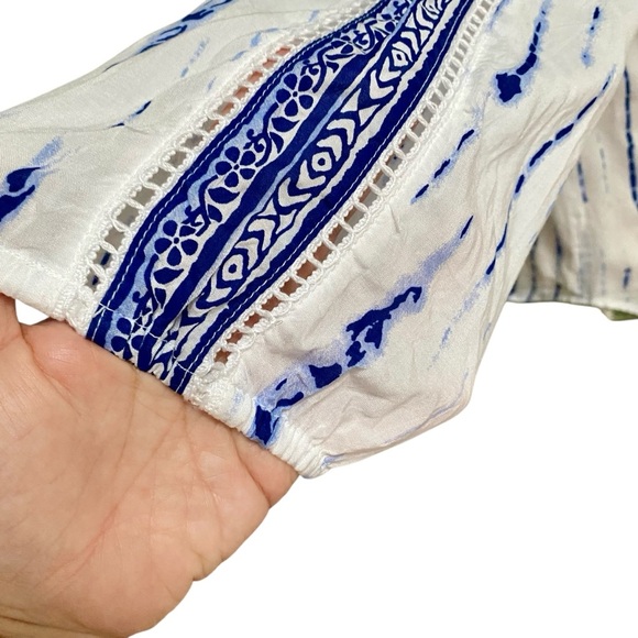 Chico’s Tie Dye Striped Floral Tassel Blouse 0P S White Blue Boho Coastal Top - Picture 8 of 14